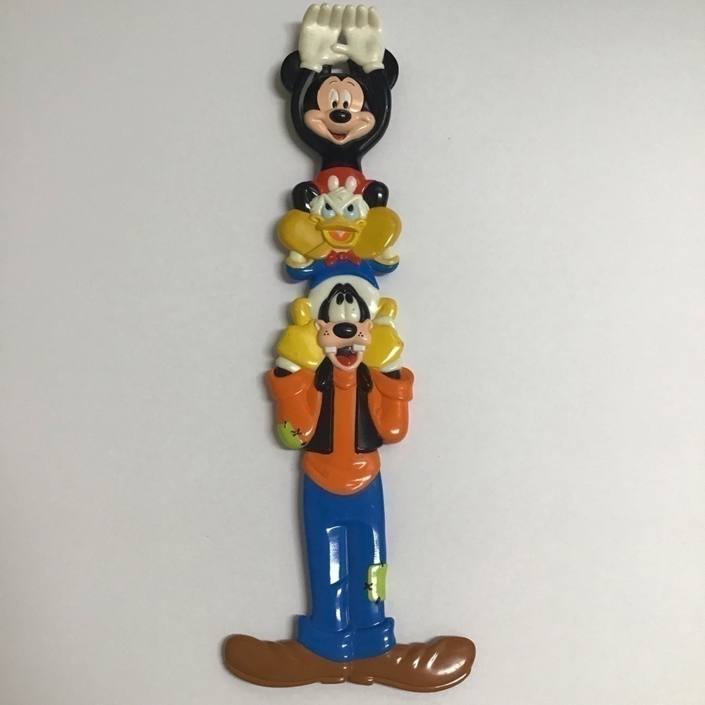 Disney Parks Back Scratcher Totem Pole Goofy Donald & Mickey Classic 15" Vintage